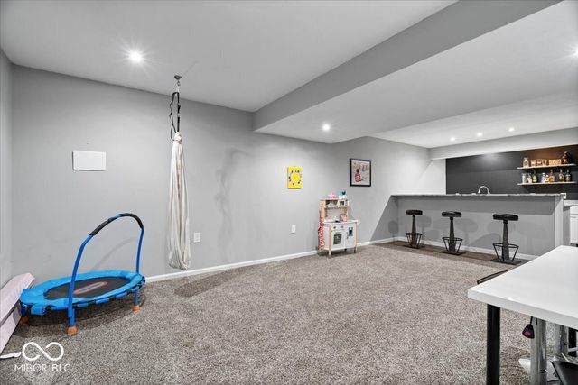 6563 Bainbridge Way, Zionsville, IN 46077