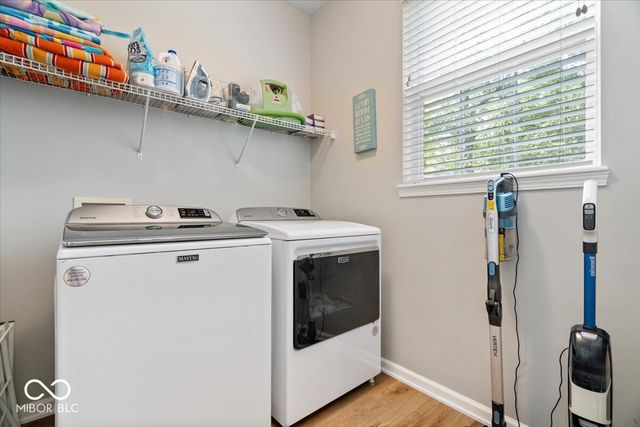 6563 Bainbridge Way, Zionsville, IN 46077