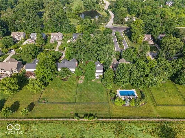 6563 Bainbridge Way, Zionsville, IN 46077