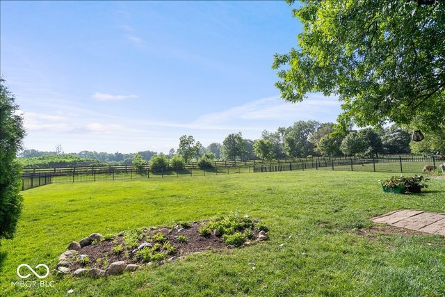 6563 Bainbridge Way, Zionsville, IN 46077