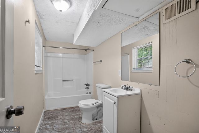 4749 Wildginger Run, Lithonia, GA 30038