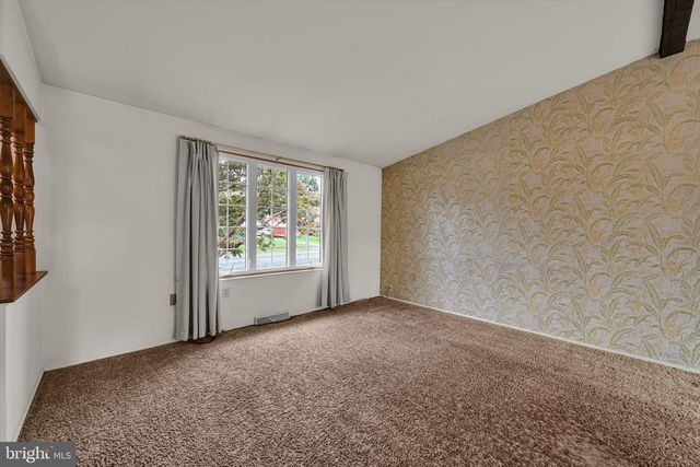 15 ELM ST, Reading, PA 19606