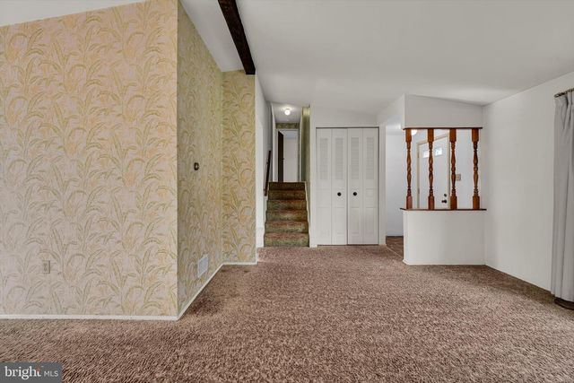 15 ELM ST, Reading, PA 19606