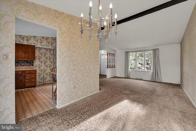15 ELM ST, Reading, PA 19606