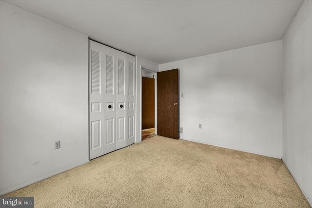 15 ELM ST, Reading, PA 19606