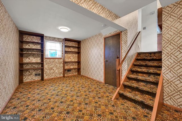 15 ELM ST, Reading, PA 19606