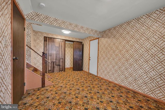 15 ELM ST, Reading, PA 19606