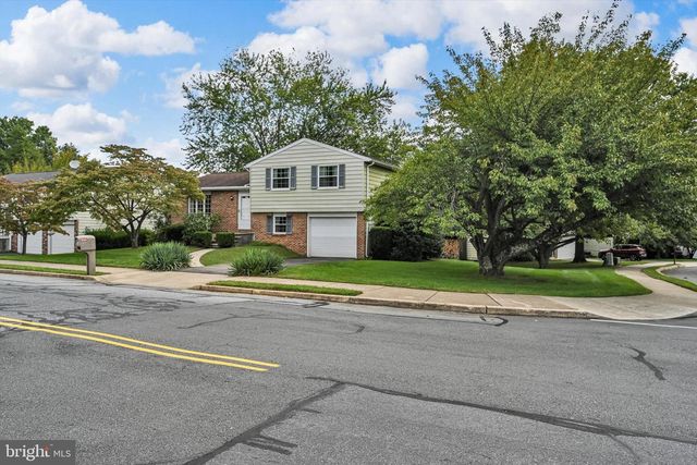 15 ELM ST, Reading, PA 19606