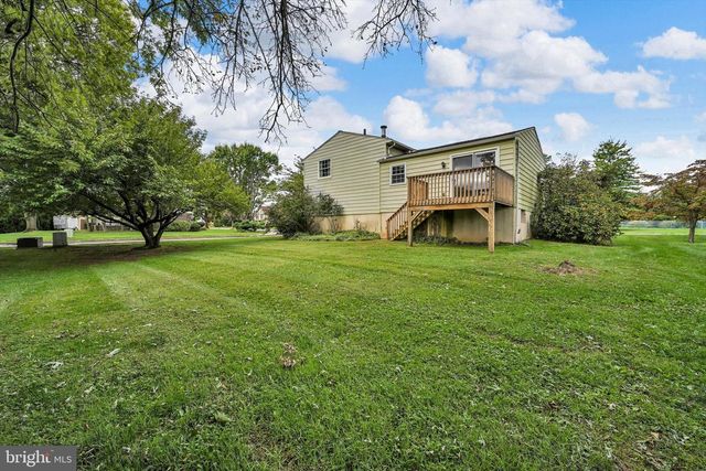 15 ELM ST, Reading, PA 19606