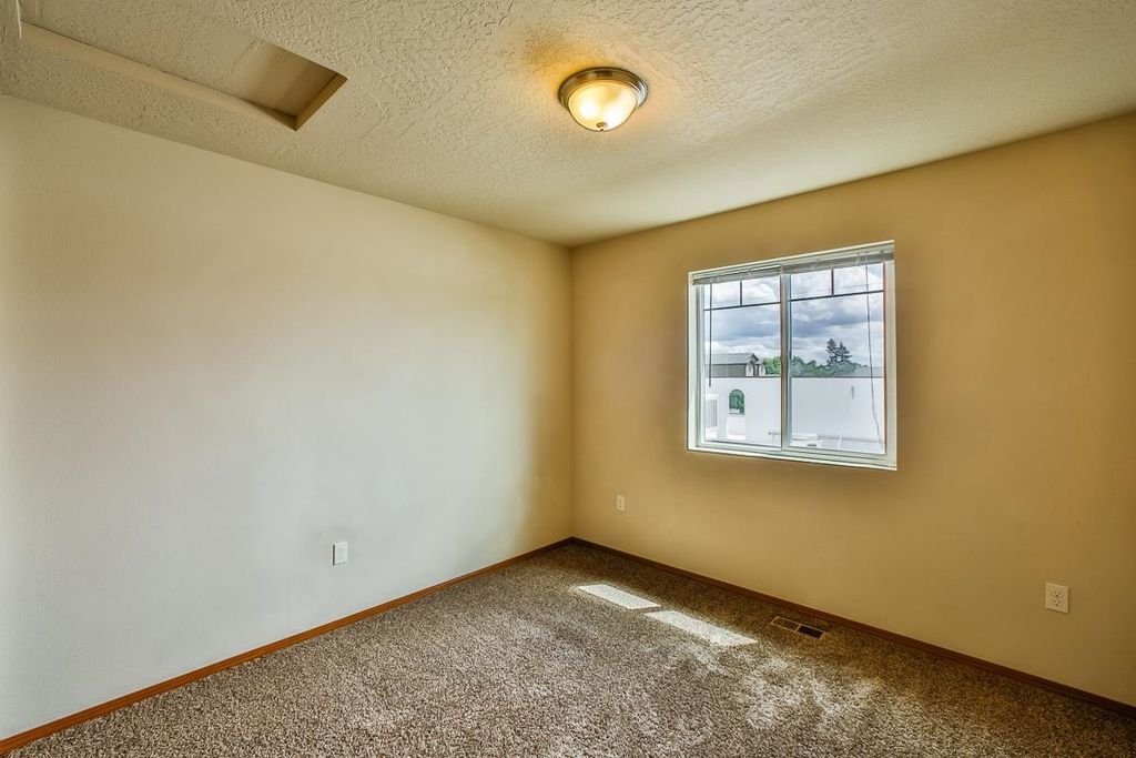 820 E Nora Ave, Spokane, WA 99207 photo 14