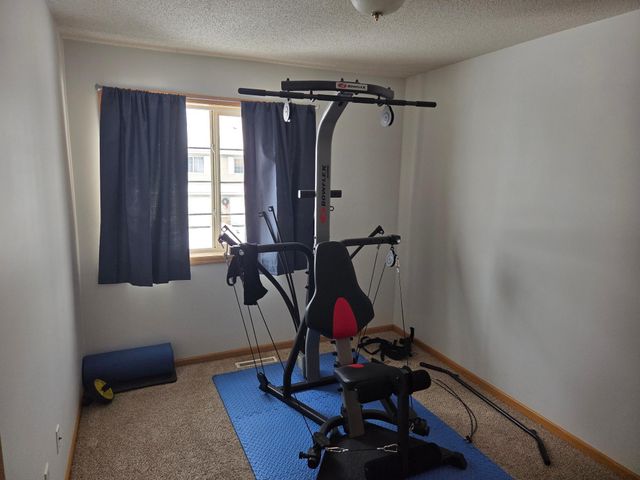 2155 Cleveland Lane S, Cambridge, MN 55008