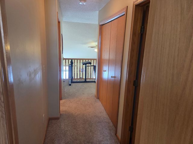 2155 Cleveland Lane S, Cambridge, MN 55008