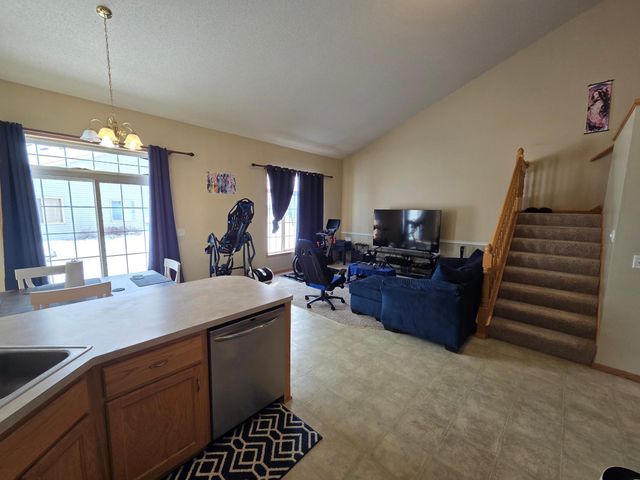 2155 Cleveland Lane S, Cambridge, MN 55008