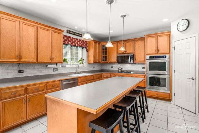 3531 Stackinghay Drive, Naperville, IL 60564