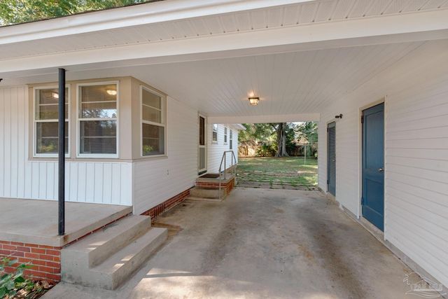 102 Ariola Ave, Pensacola, FL 32503