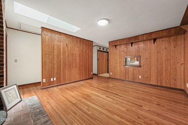 200 Spring Valley Road, Carrboro, NC 27510