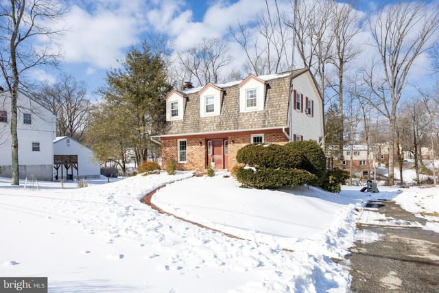 1237 E STRASBURG RD, West Chester, PA 19380