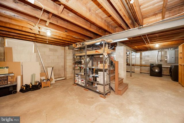 1237 E STRASBURG RD, West Chester, PA 19380