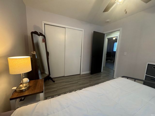 136 W MEEK Drive, Bunker Hill, IN 46914