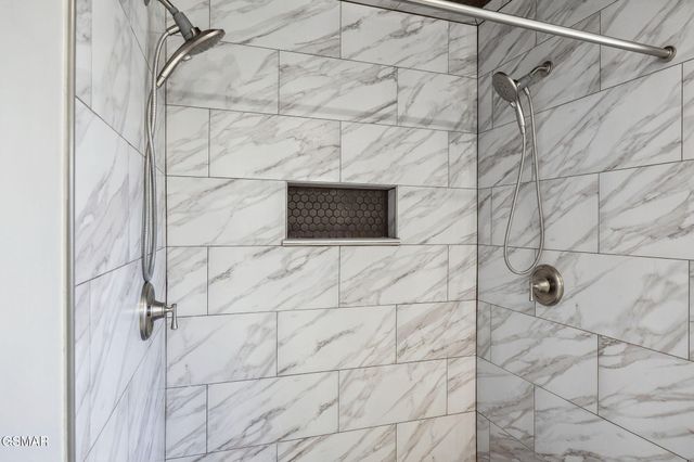 734 Southview Circle, Kodak, TN 37764