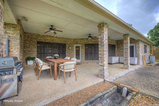 8472 ROLLING ACRES TRL, Fair Oaks Ranch, TX 78015