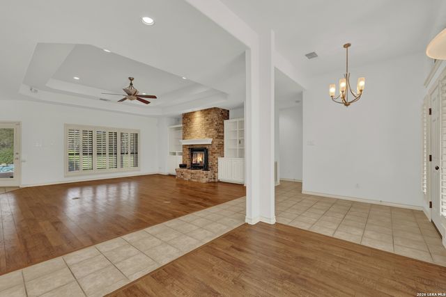 8472 ROLLING ACRES TRL, Fair Oaks Ranch, TX 78015