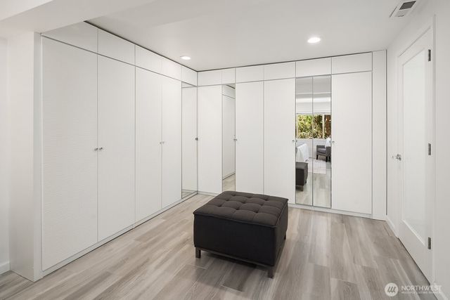 12516 SE 4th Place, Bellevue, WA 98005