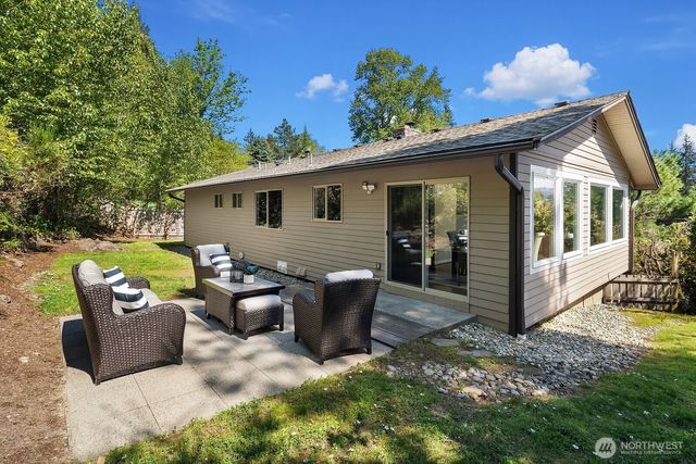 12516 SE 4th Place, Bellevue, WA 98005
