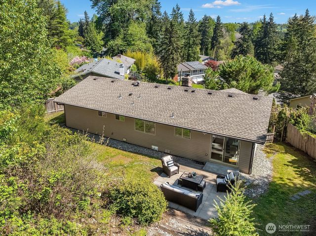 12516 SE 4th Place, Bellevue, WA 98005