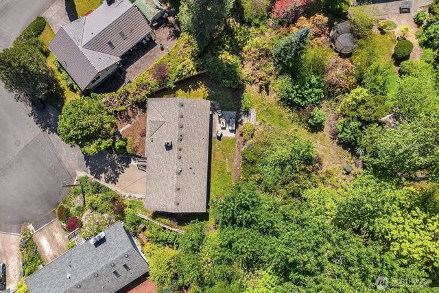 12516 SE 4th Place, Bellevue, WA 98005