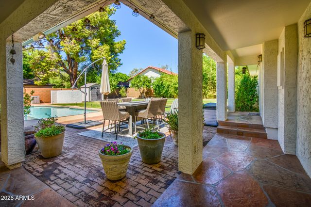 202 W LAMAR Road, Phoenix, AZ 85013