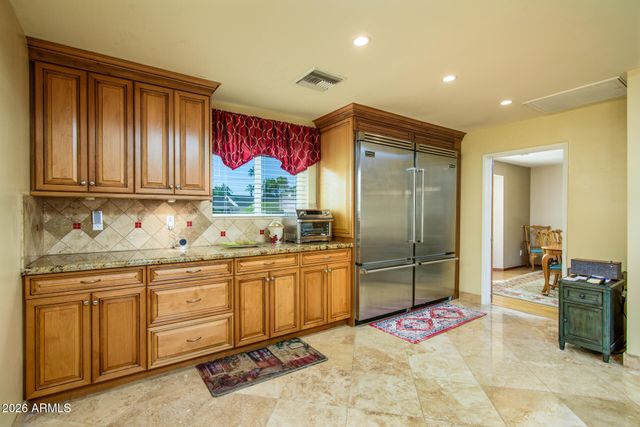 202 W LAMAR Road, Phoenix, AZ 85013