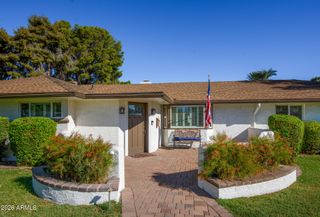202 W LAMAR Road, Phoenix, AZ 85013
