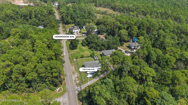 560 Pelican Avenue, Pass Christian, MS 39571