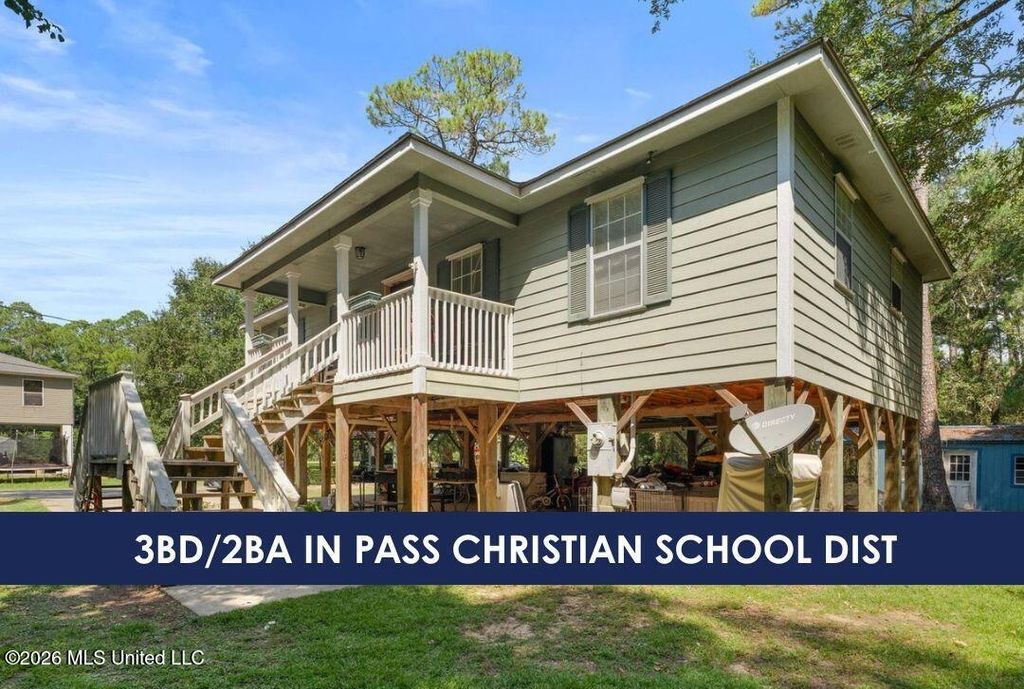 560 Pelican Avenue, Pass Christian, MS 39571