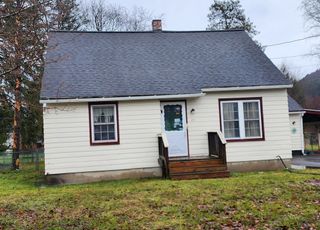 25 Hopkins Street, Unadilla, NY 13849