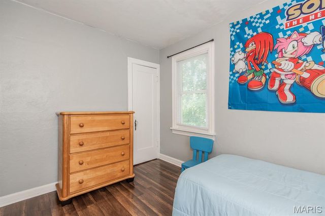8725 Susan Avenue, St John, MO 63114