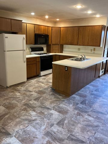 720 Maplewood Avenue, Anderson, IN 46012