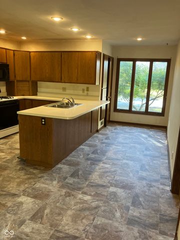 720 Maplewood Avenue, Anderson, IN 46012