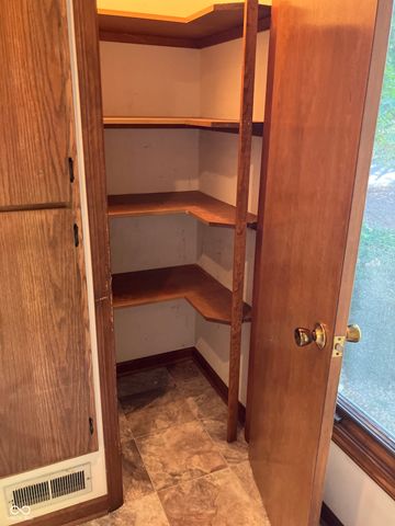 720 Maplewood Avenue, Anderson, IN 46012