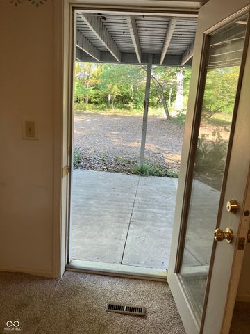 720 Maplewood Avenue, Anderson, IN 46012