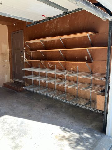 720 Maplewood Avenue, Anderson, IN 46012