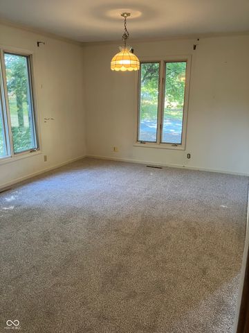 720 Maplewood Avenue, Anderson, IN 46012