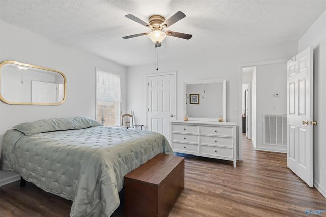 588 Latham, Eva, AL 35621