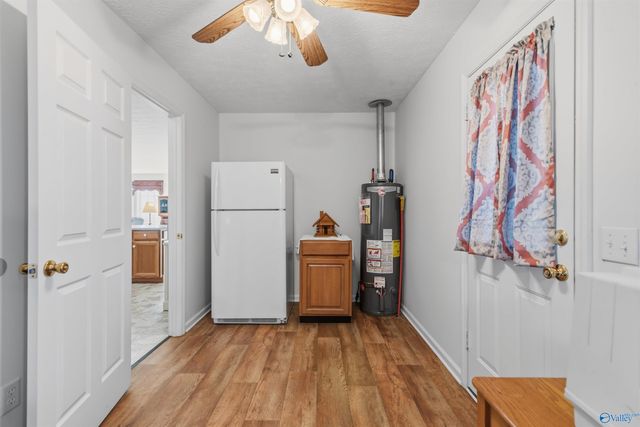 588 Latham, Eva, AL 35621