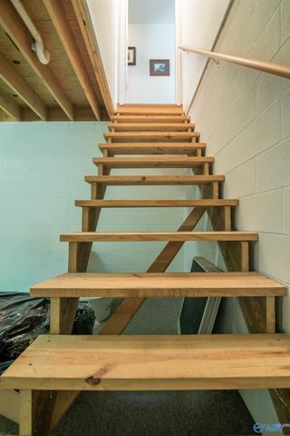 588 Latham, Eva, AL 35621