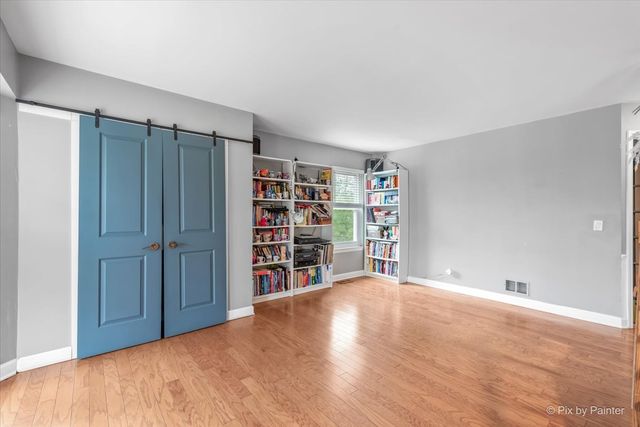 515 SURREY RIDGE Drive, Cary, IL 60013