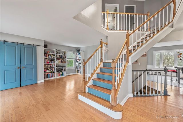 515 SURREY RIDGE Drive, Cary, IL 60013