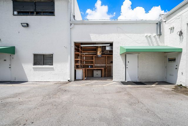 3850 NW 2ND Avenue 0030, Boca Raton, FL 33431