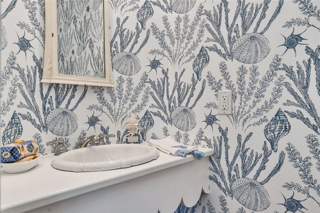 43 Noyes Neck Road, Westerly, RI 02891